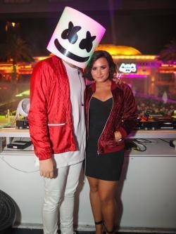 Klip sange Marshmello & Demi Lovato online gratis.