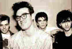 Klip sange Smiths online gratis.
